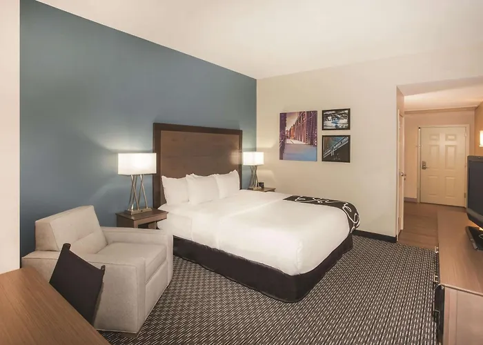 Hotel La Quinta & By Wyndham Downtown Chicago
