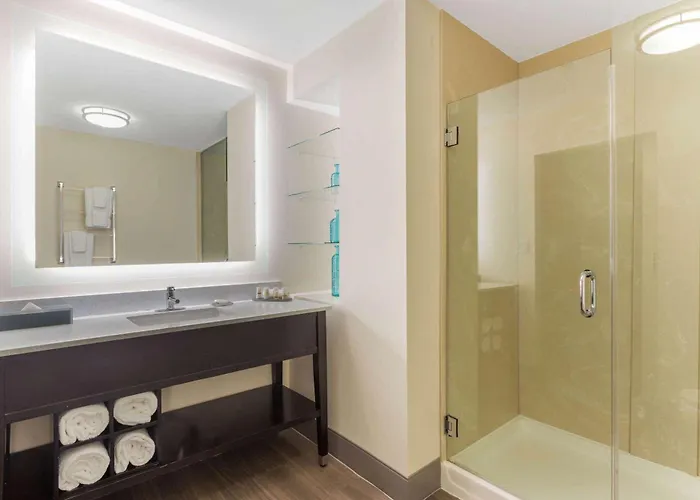 La Quinta & By Wyndham Downtown Hotel 3*