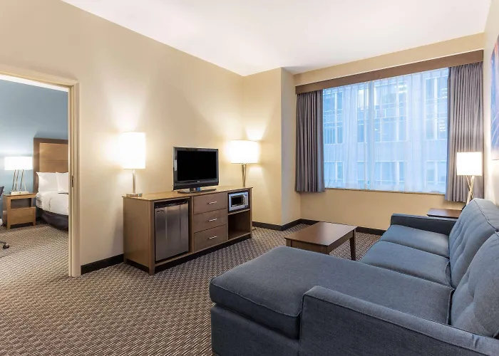 La Quinta & By Wyndham Downtown Hotel Chicago