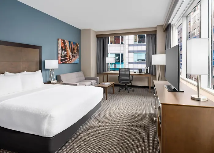 Hotel La Quinta & By Wyndham Downtown 3*