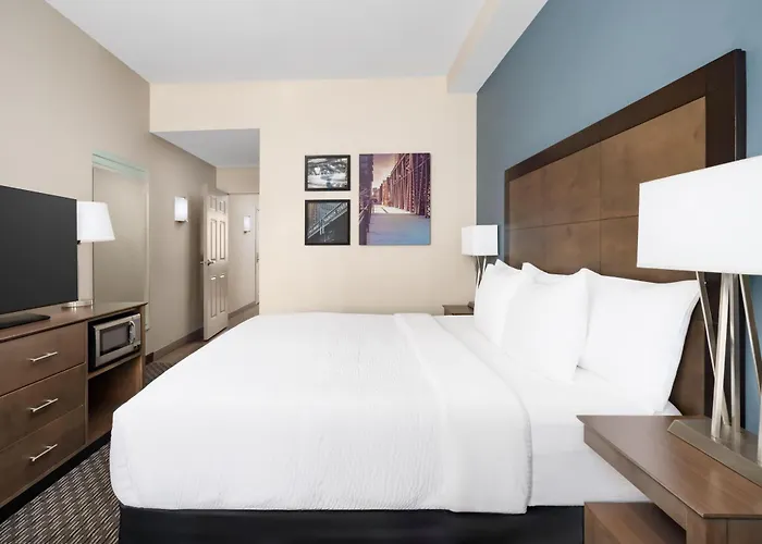 Hotel La Quinta & By Wyndham Downtown Chicago